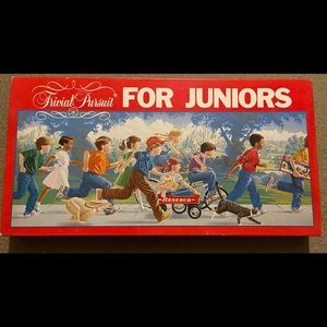 Board Game. 1987 Trivial Pursuit For Juniors. Q&A.